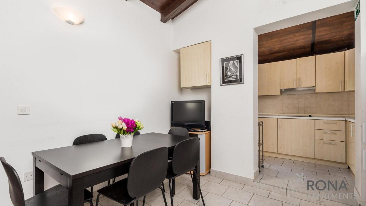 Rona Holiday Home Ana Porec Exterior photo