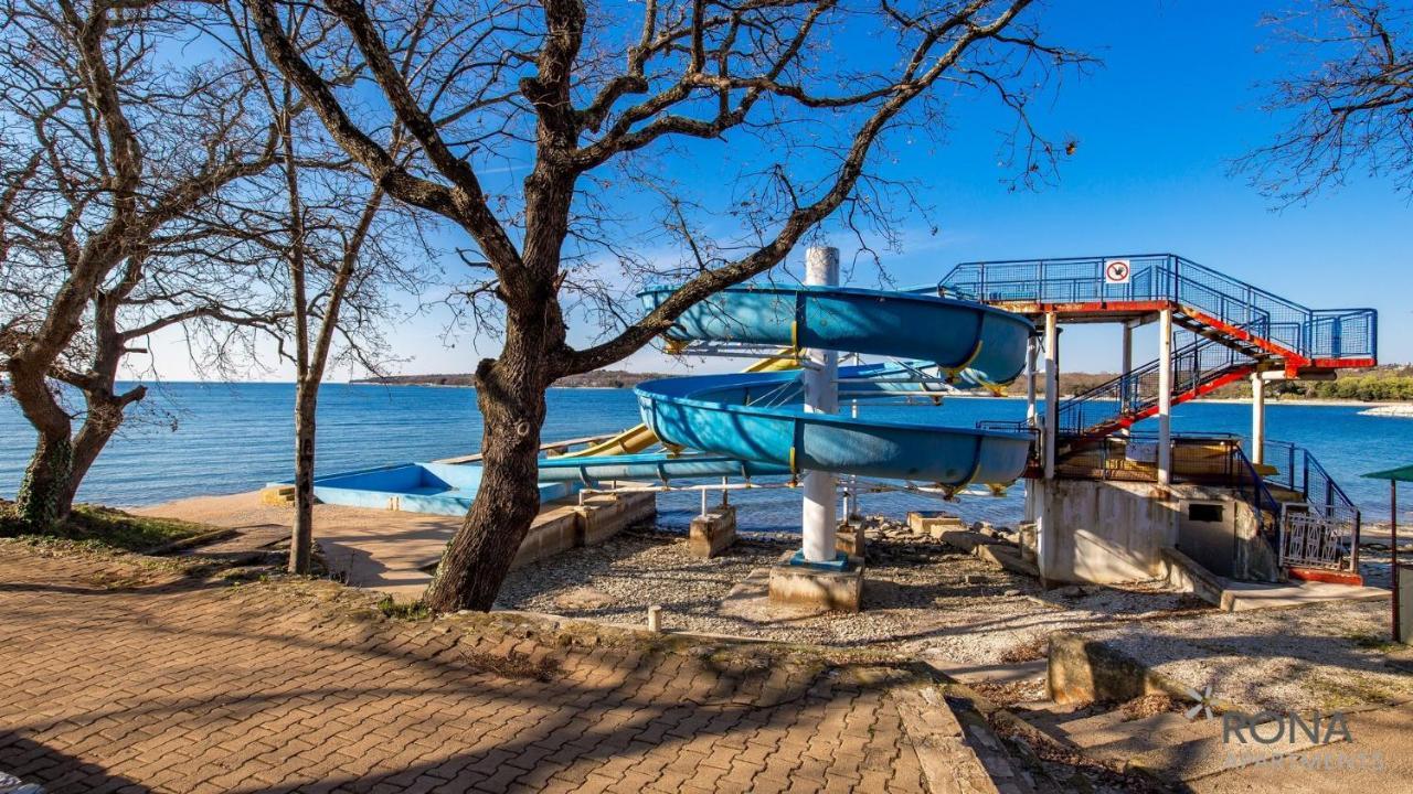 Rona Holiday Home Ana Porec Exterior photo
